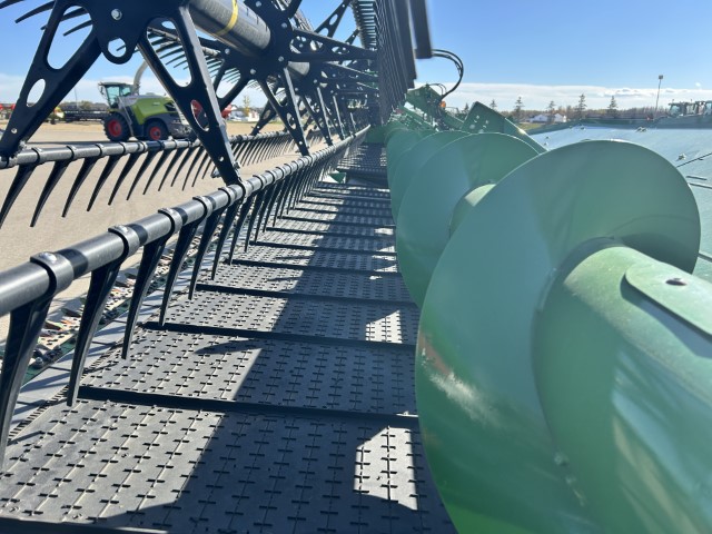 2023 John Deere HD45F Header Combine