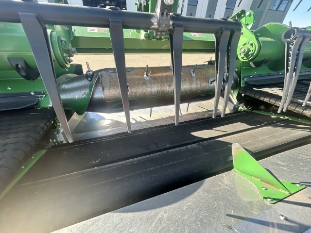 2023 John Deere HD45F Header Combine