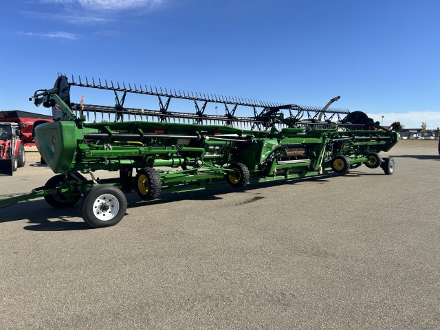 2023 John Deere HD45F Header Combine