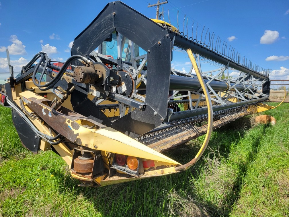 New Holland H8040 Windrower