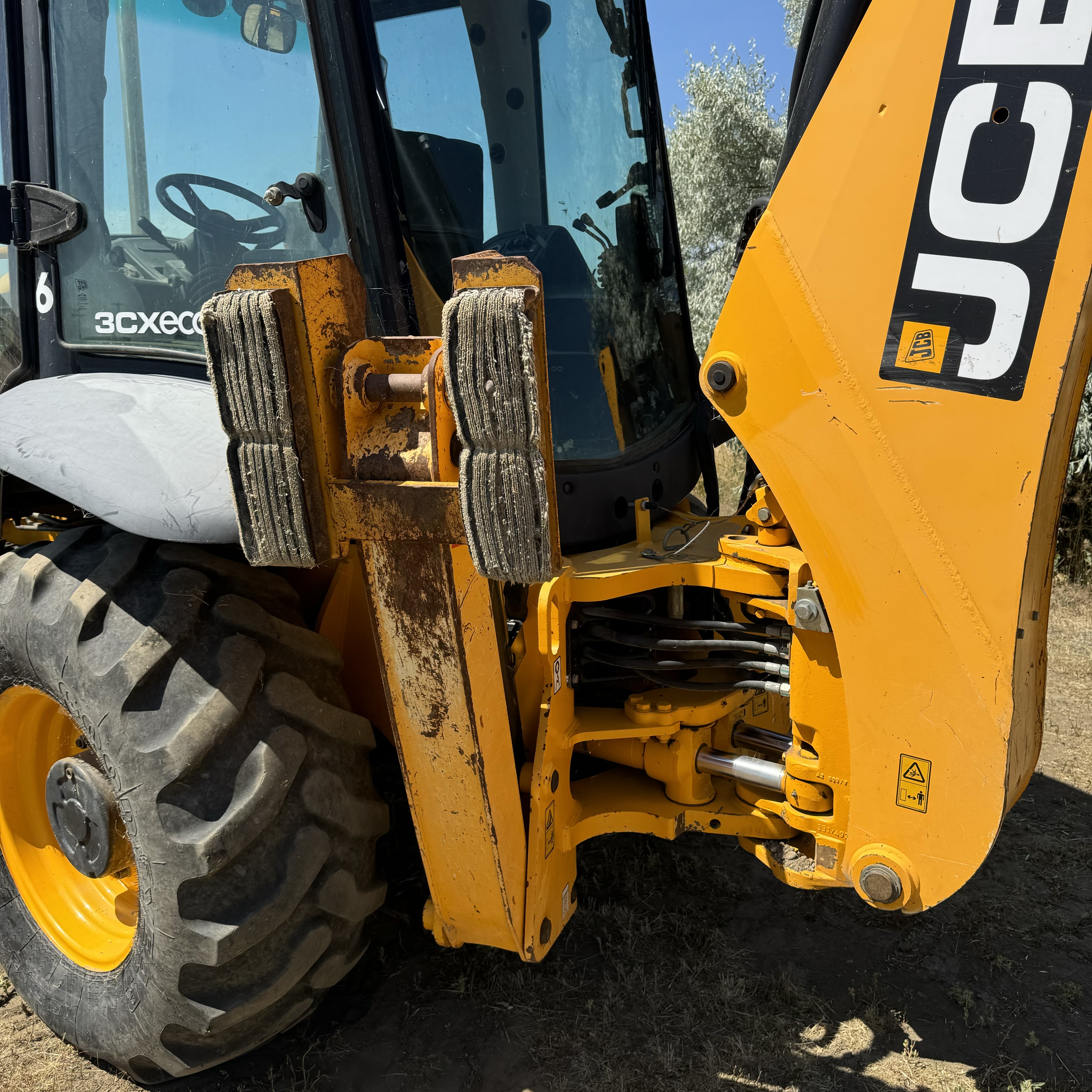 2014 JCB 3CX Tractor Loader Backhoe