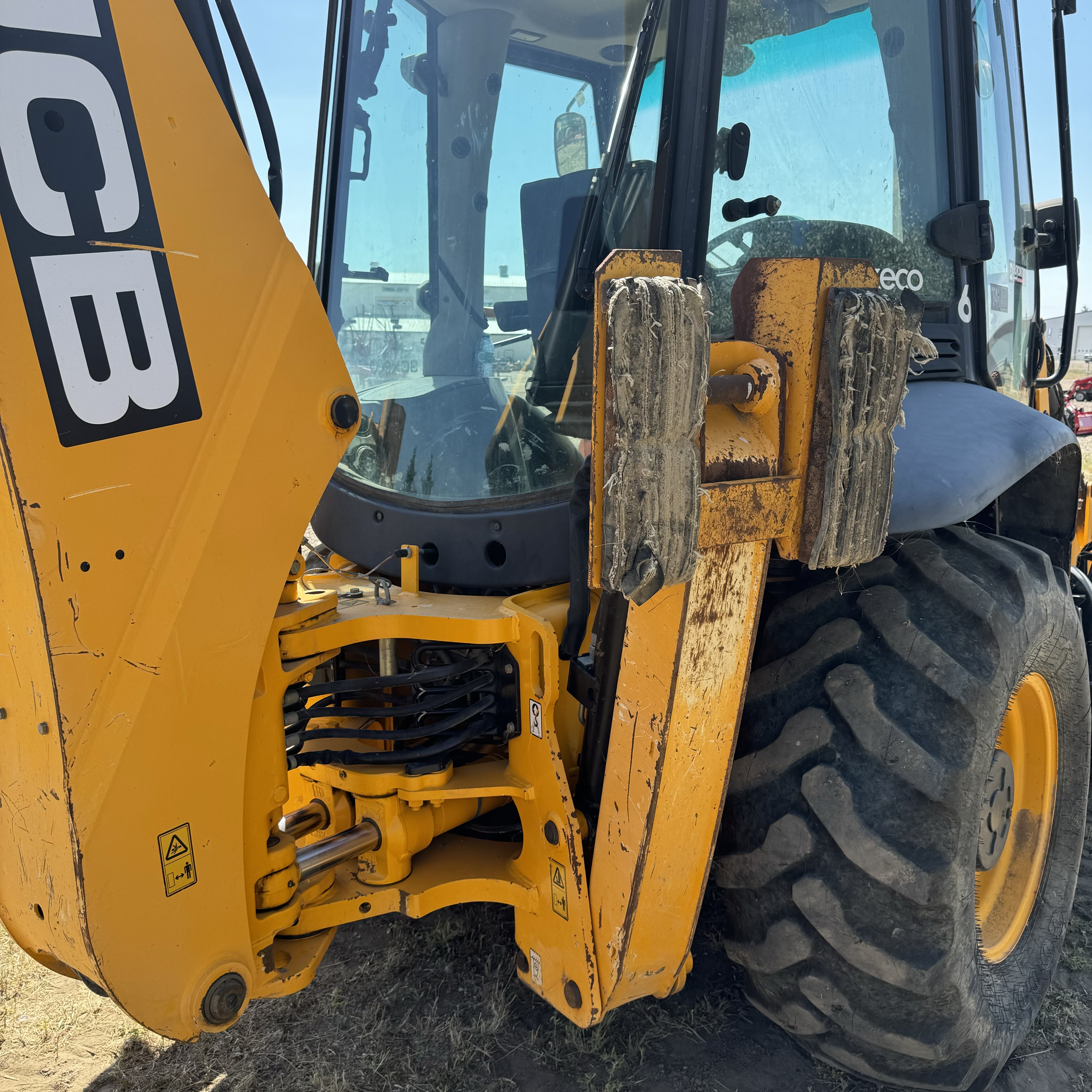 2014 JCB 3CX Tractor Loader Backhoe