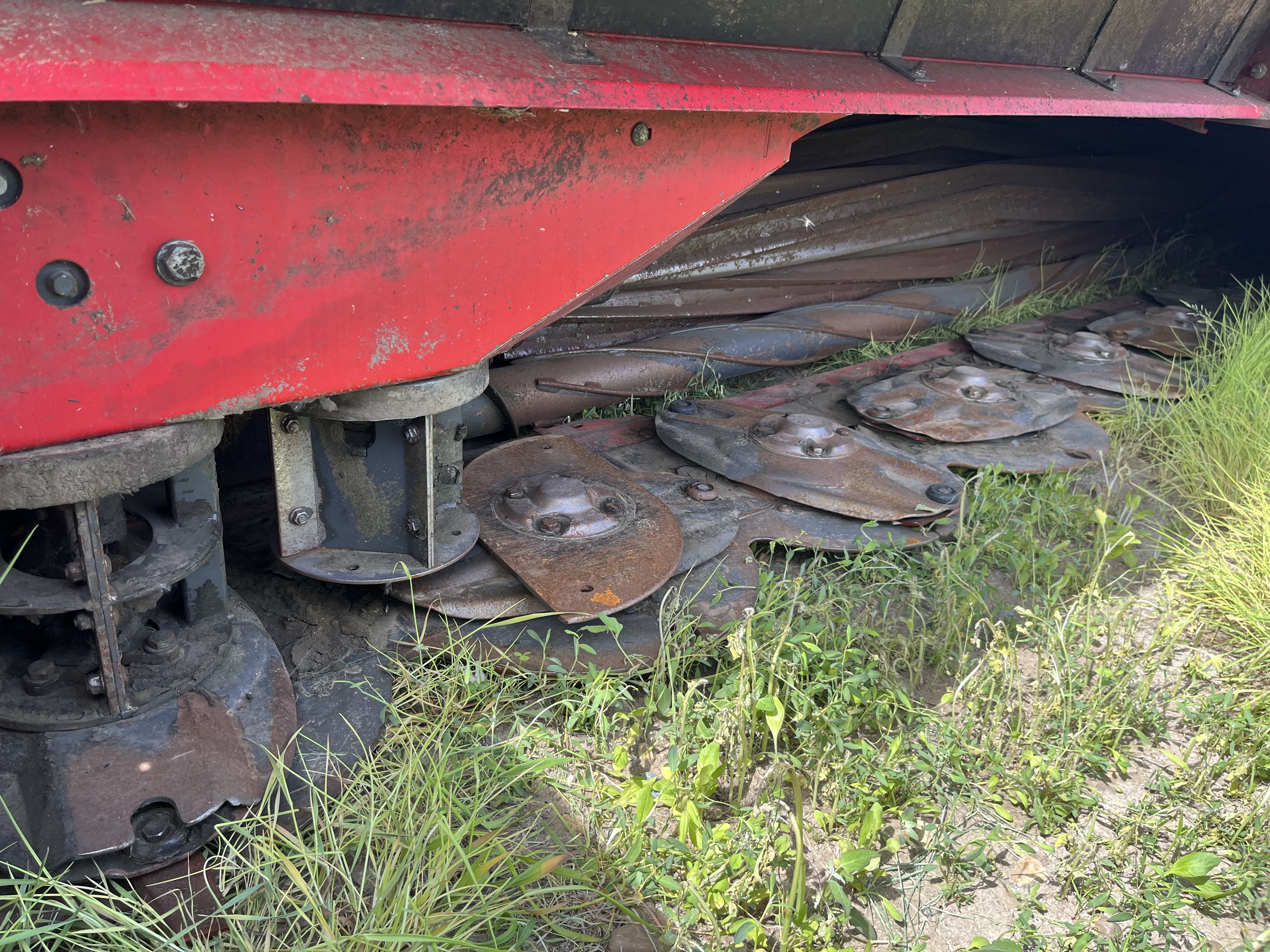 2018 Massey Ferguson 9296 Windrower Disc Header