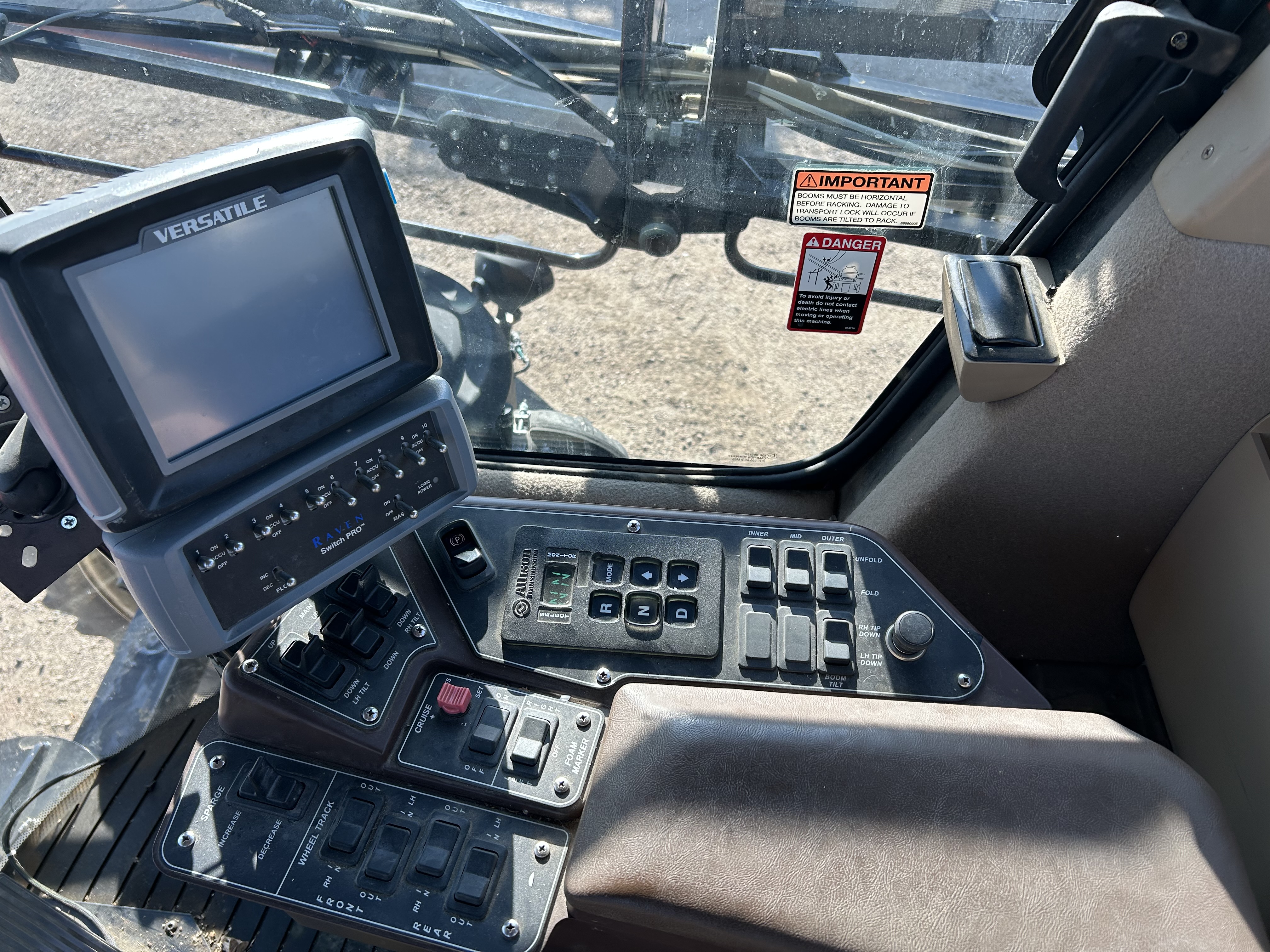 2011 Versatile SX275 Sprayer/High Clearance