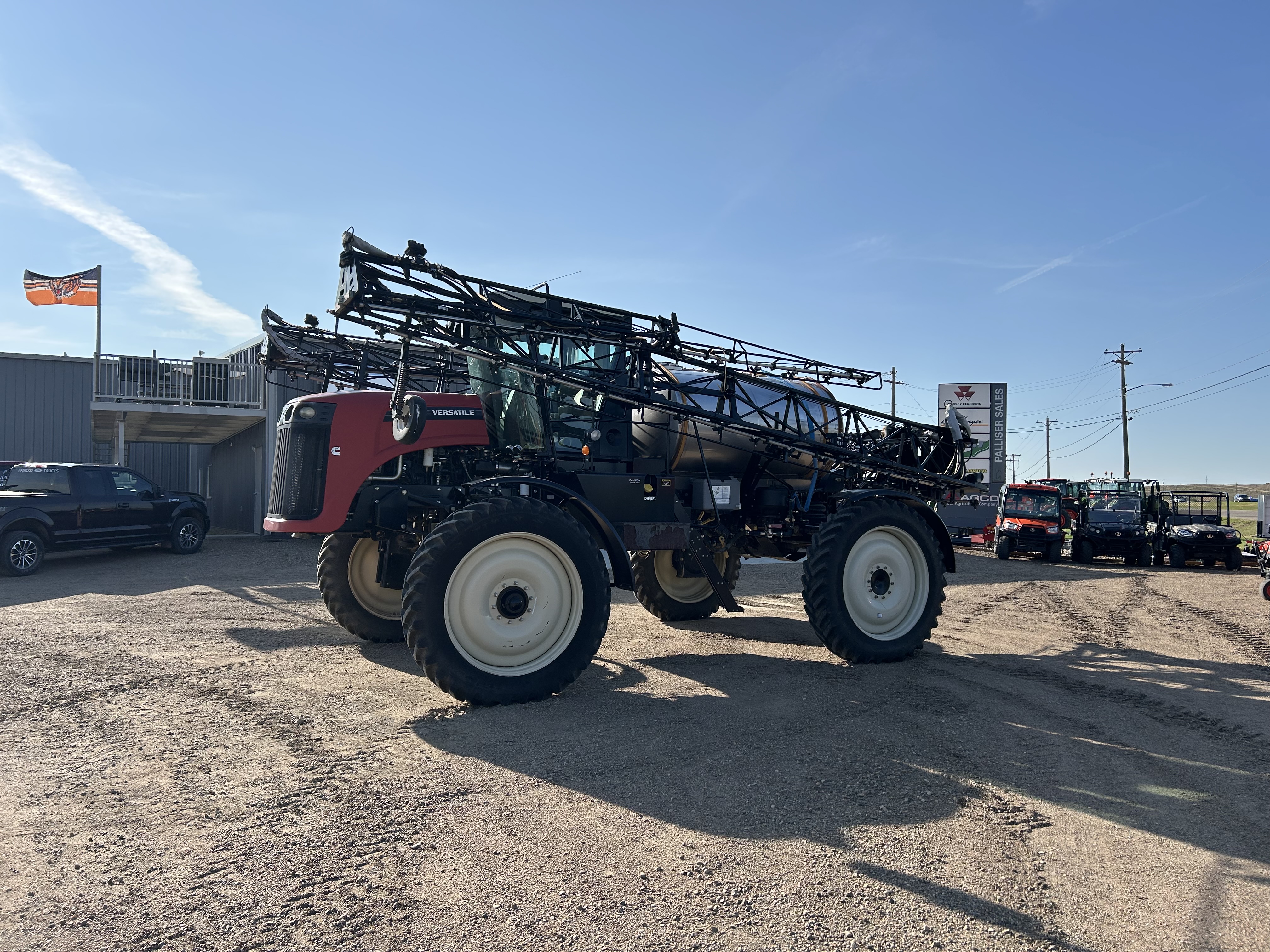 2011 Versatile SX275 Sprayer/High Clearance
