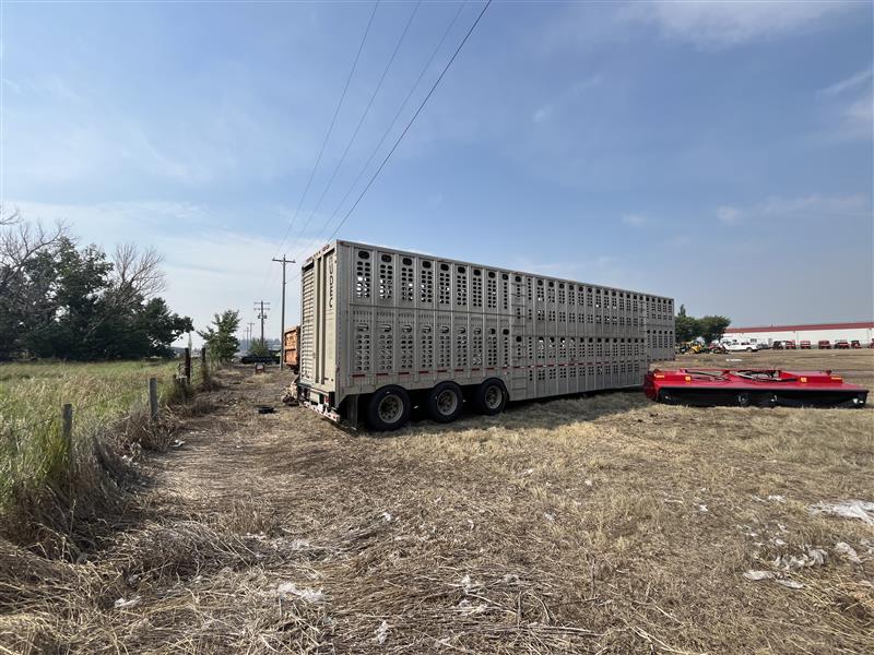2006 Wilson Cattle Liner Trailer