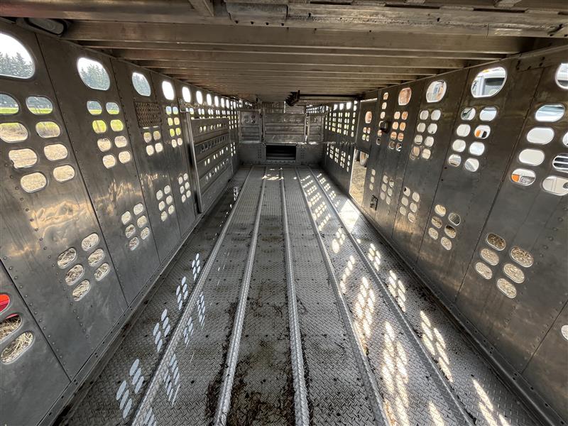 2006 Wilson Cattle Liner Trailer