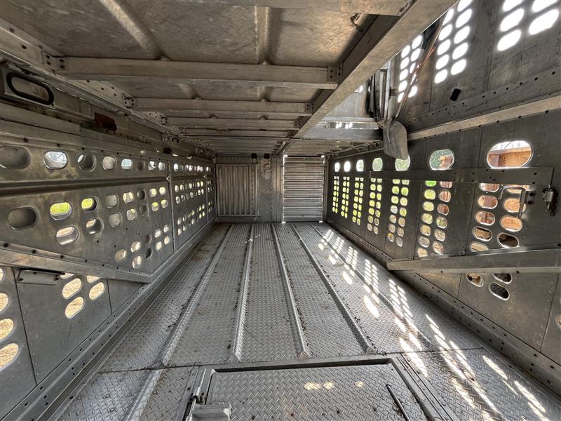 2006 Wilson Cattle Liner Trailer