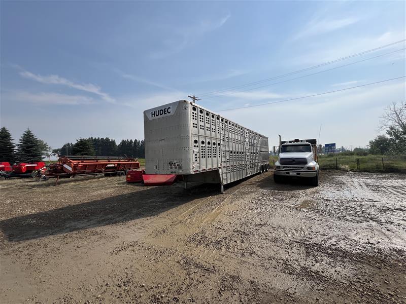 2006 Wilson Cattle Liner Trailer