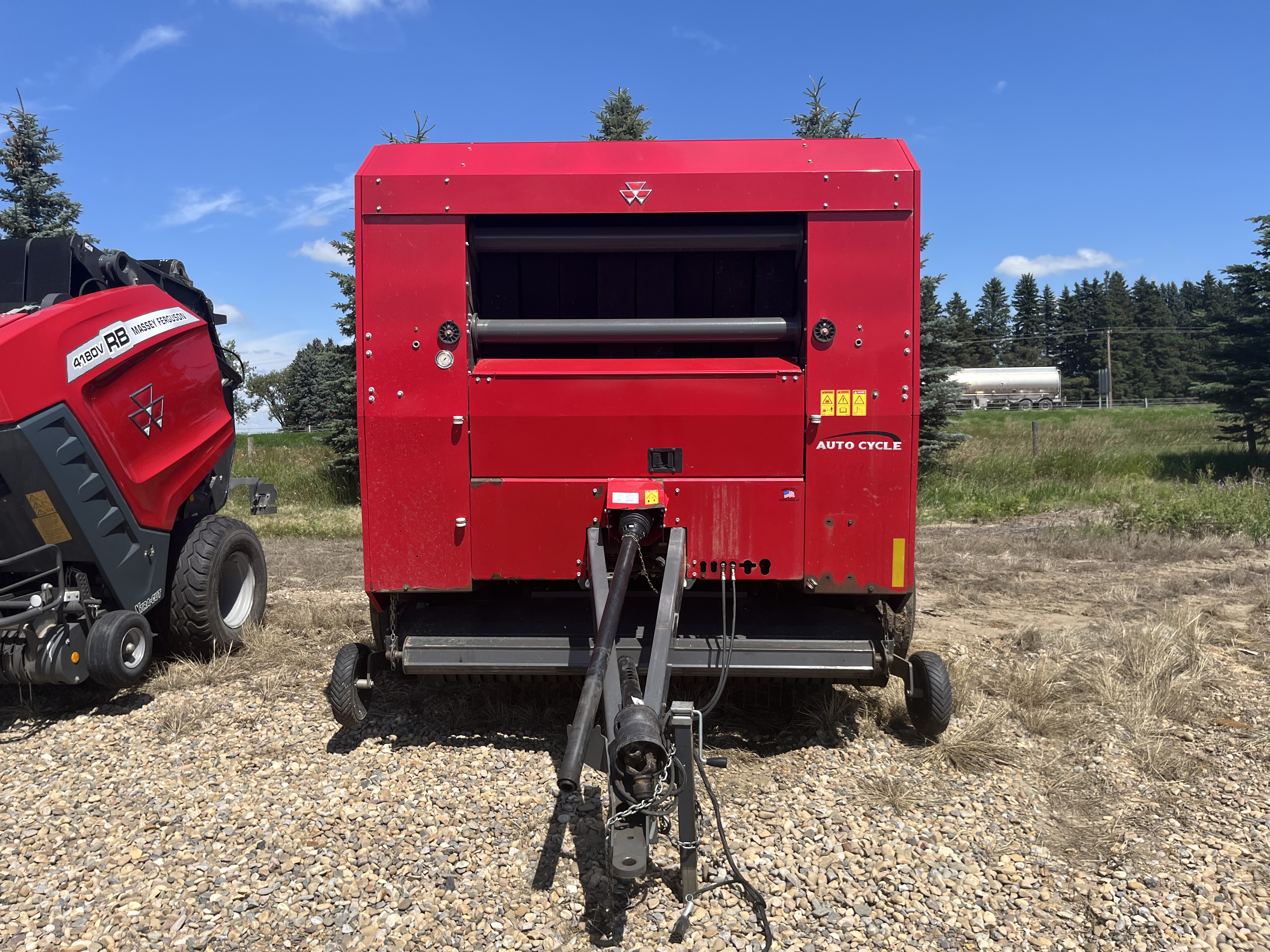 Massey Ferguson 2956 Baler/Round