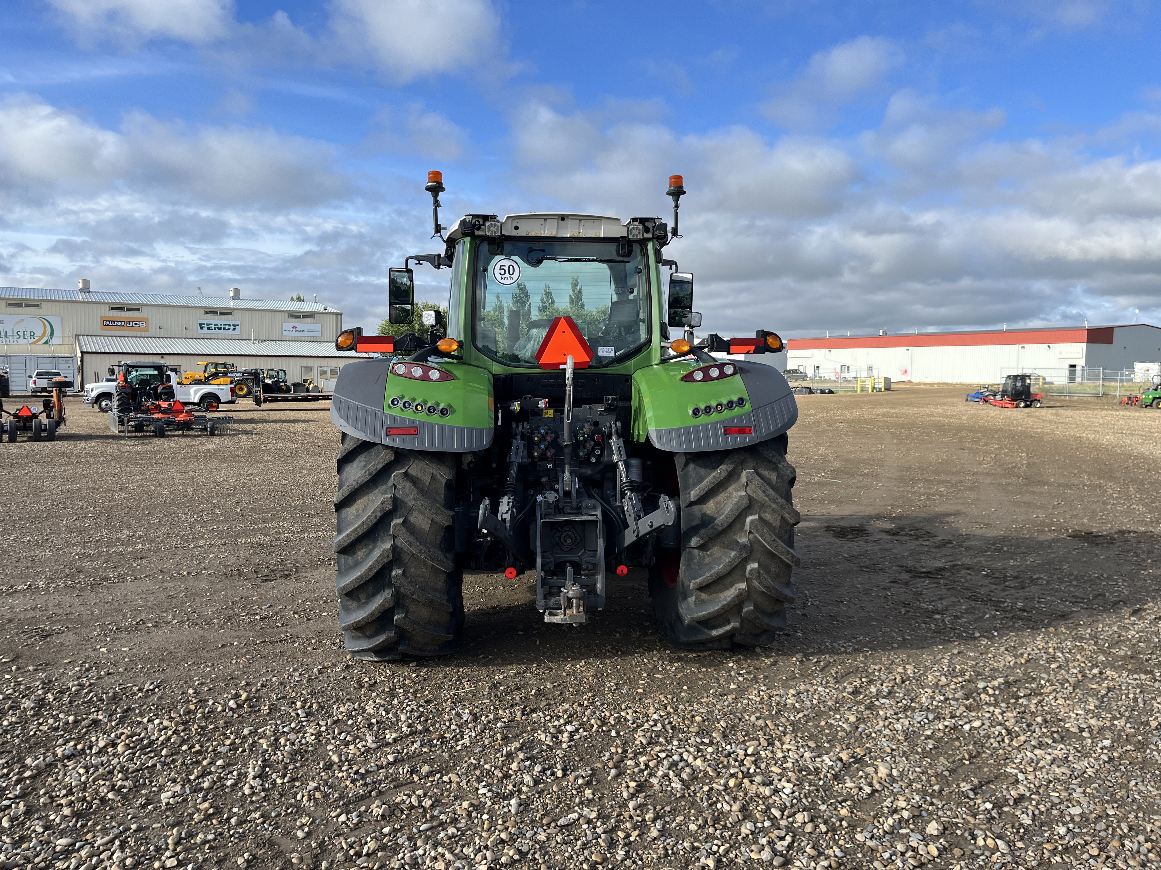 2023 Fendt 724 Gen6 Tractor