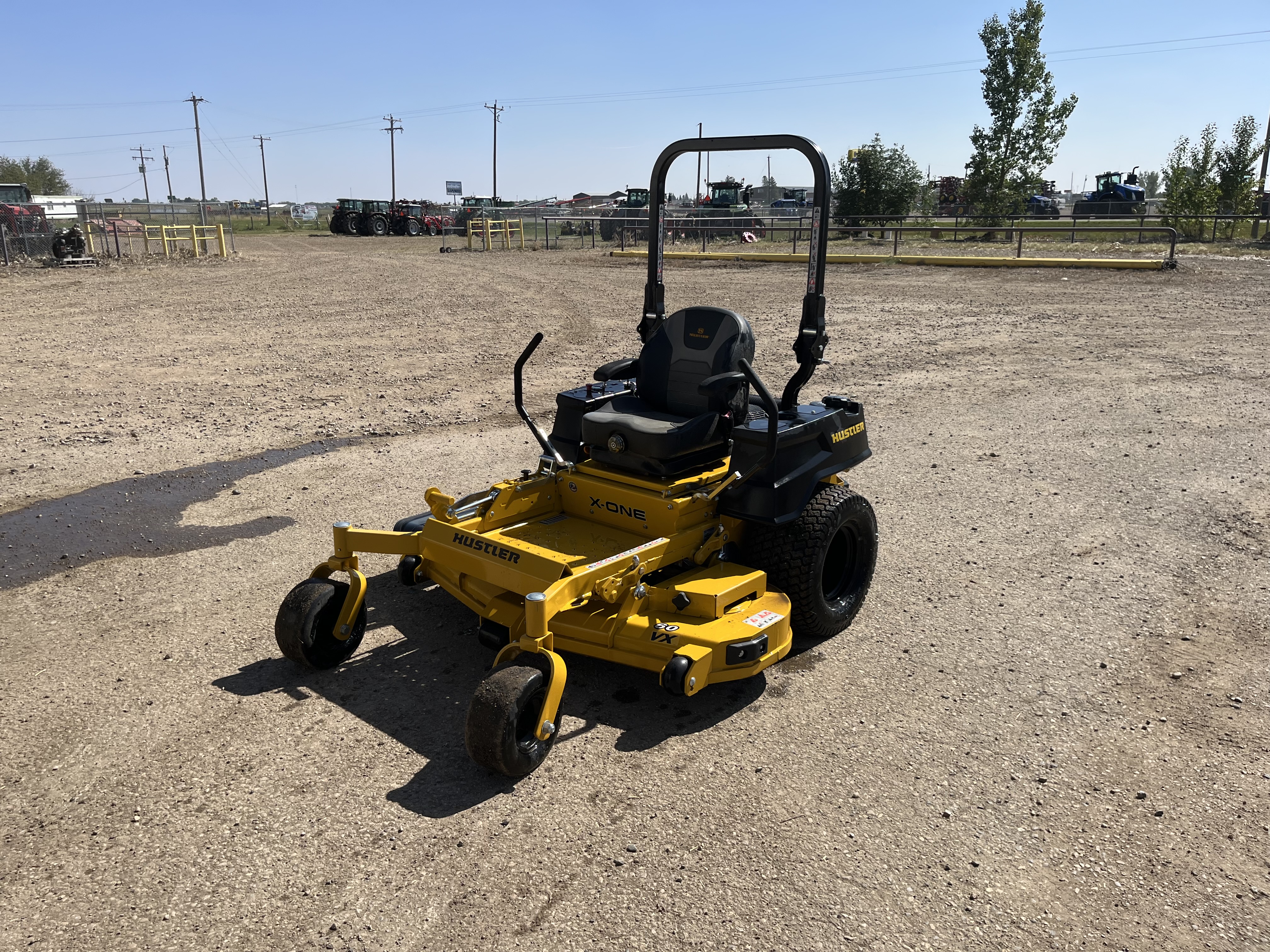 2022 Hustler Excel Hustler X-One GXV690 Mower/Zero Turn