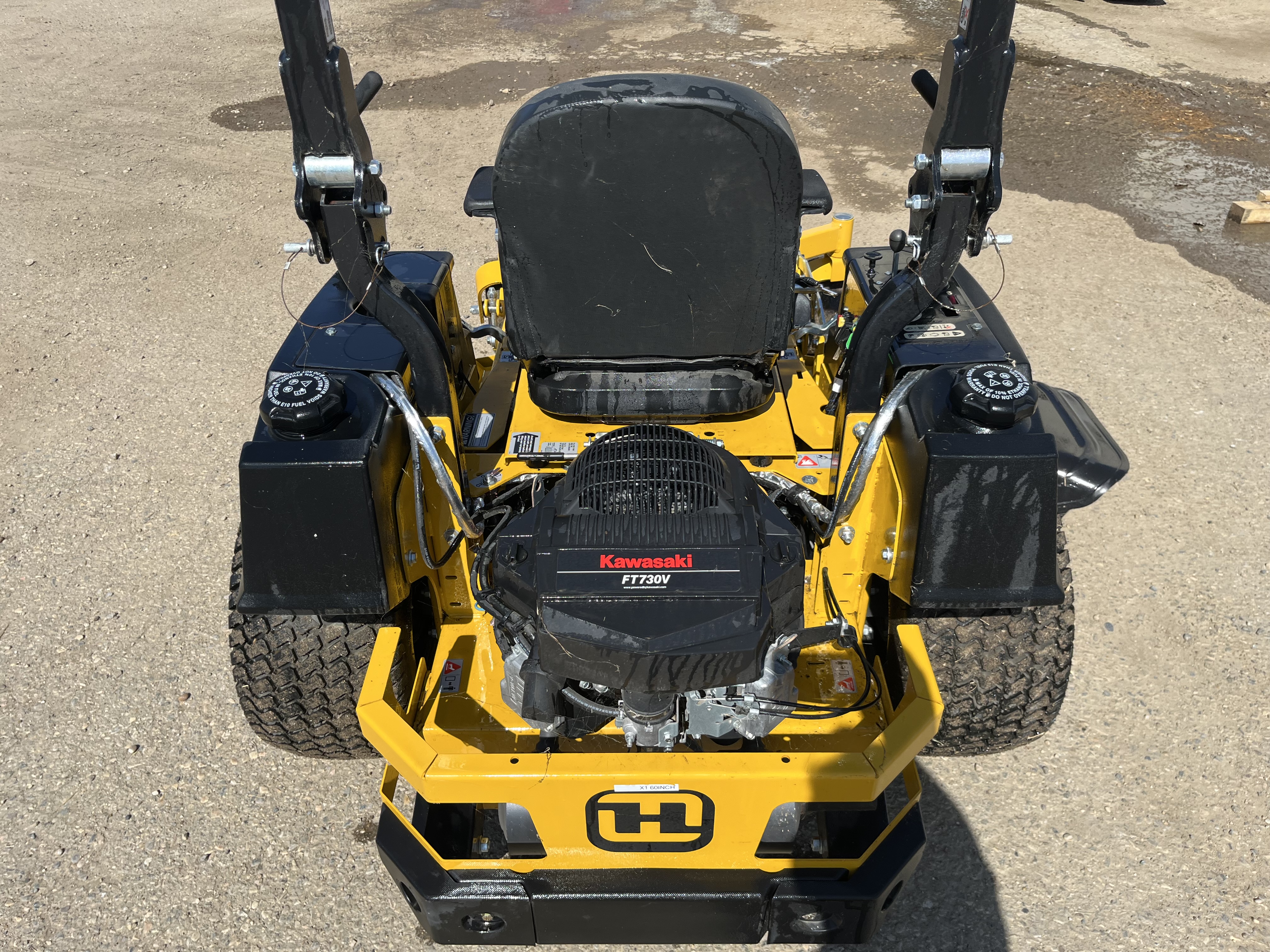2022 Hustler Excel Hustler X-One GXV690 Mower/Zero Turn