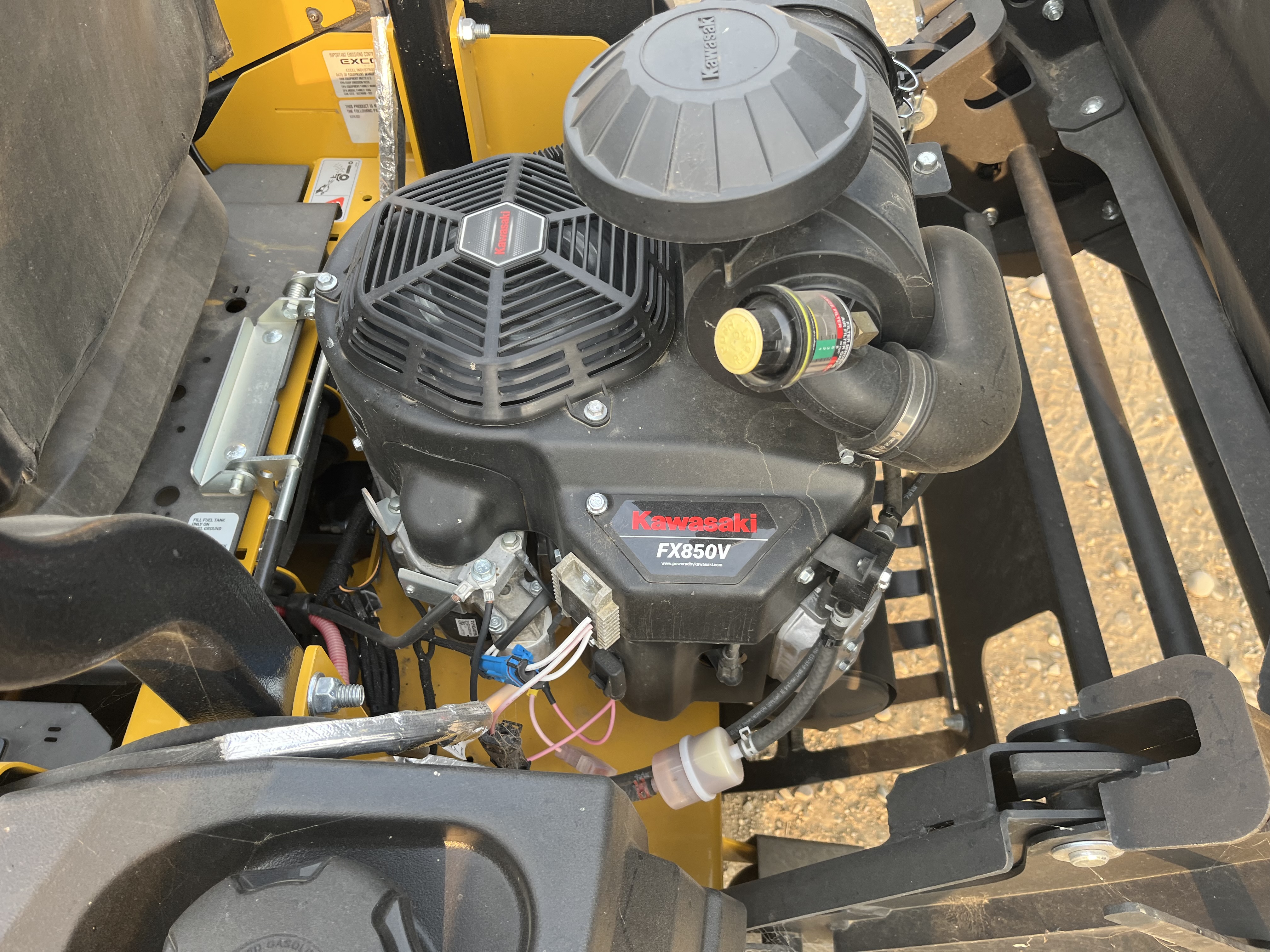 2024 Hustler Excel Hustler X-One GXV690 Mower/Zero Turn