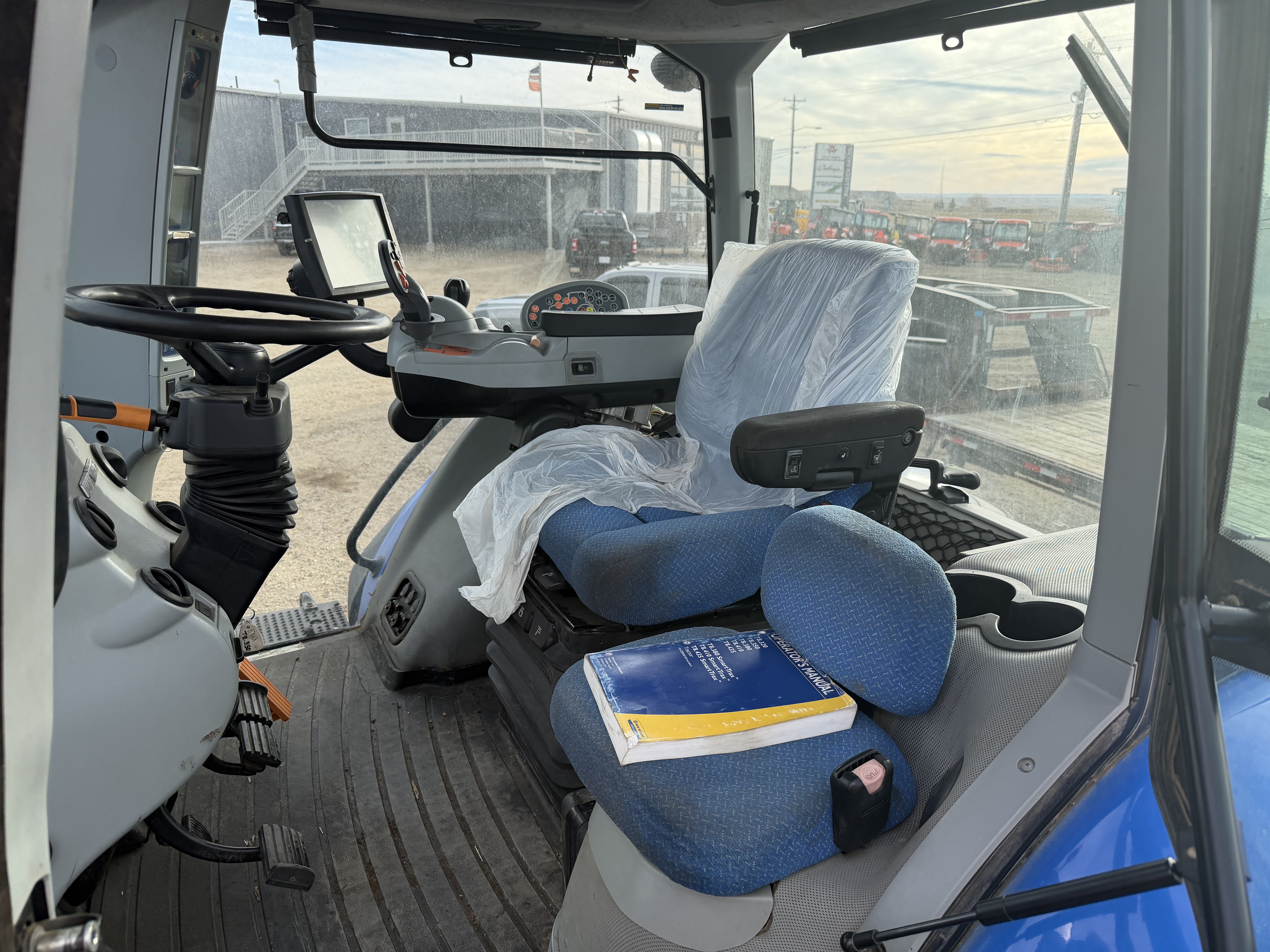 2015 New Holland T8.350 Tractor