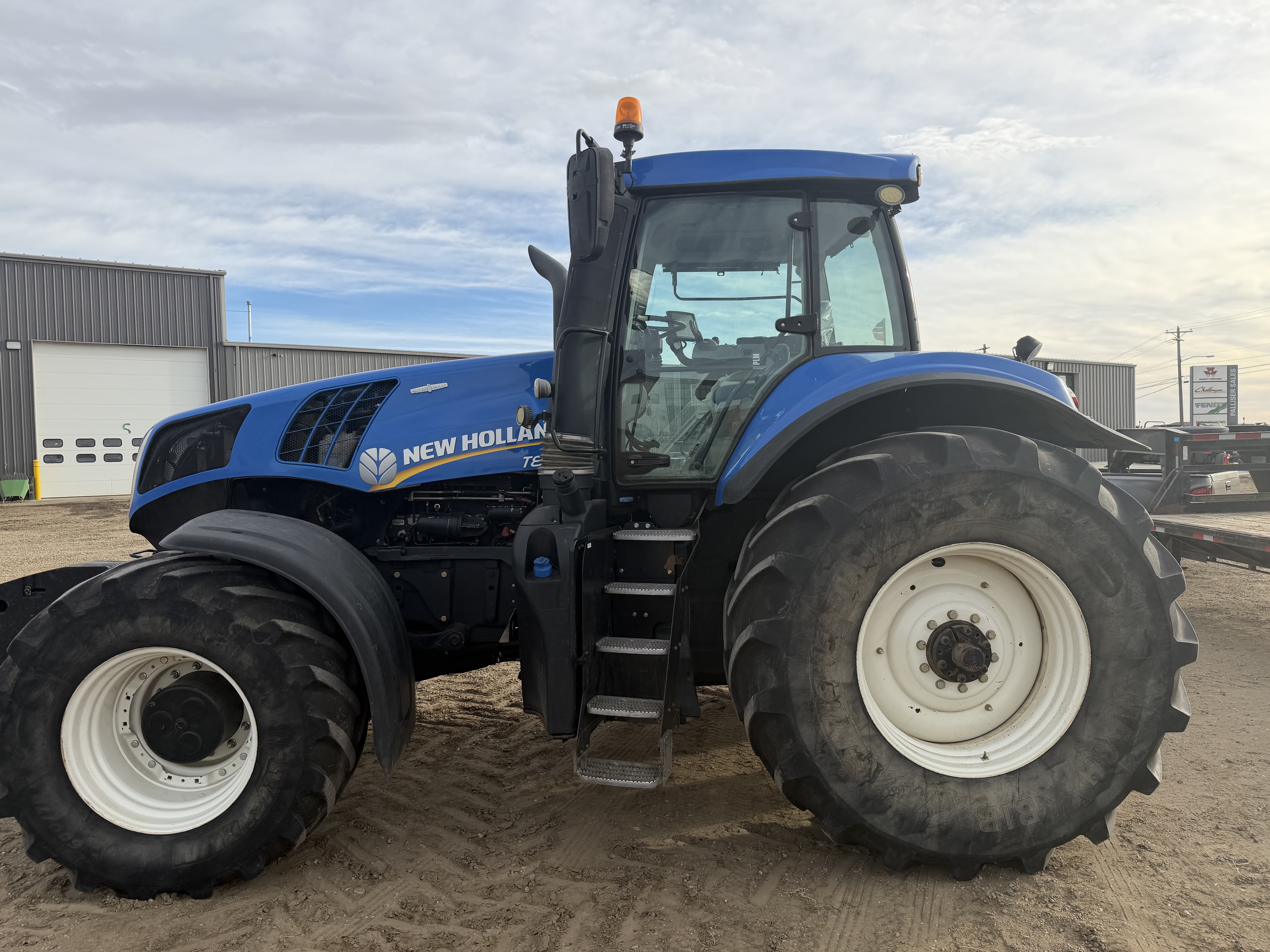 2015 New Holland T8.350 Tractor