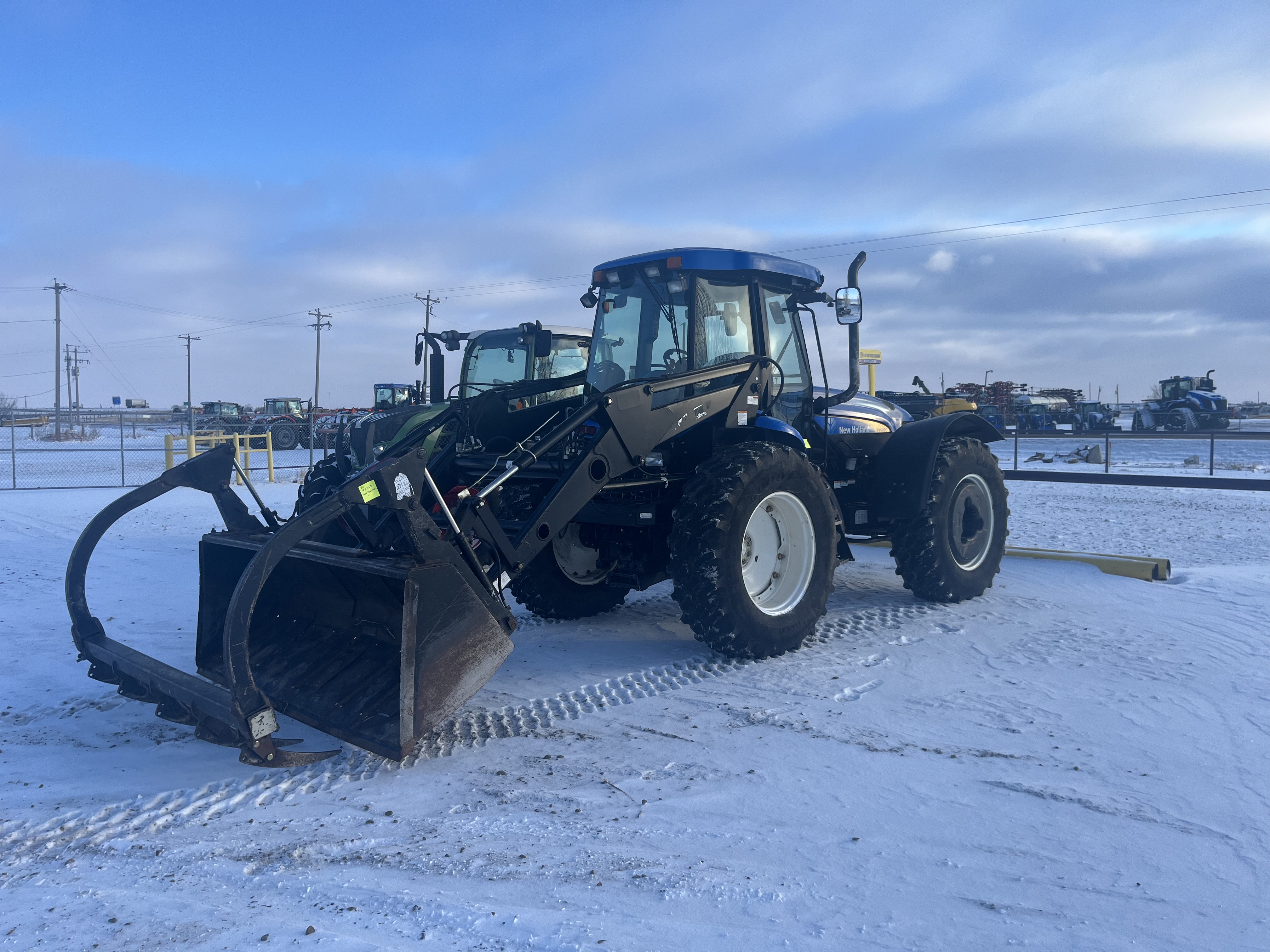 2010 New Holland TV6070 Tractor