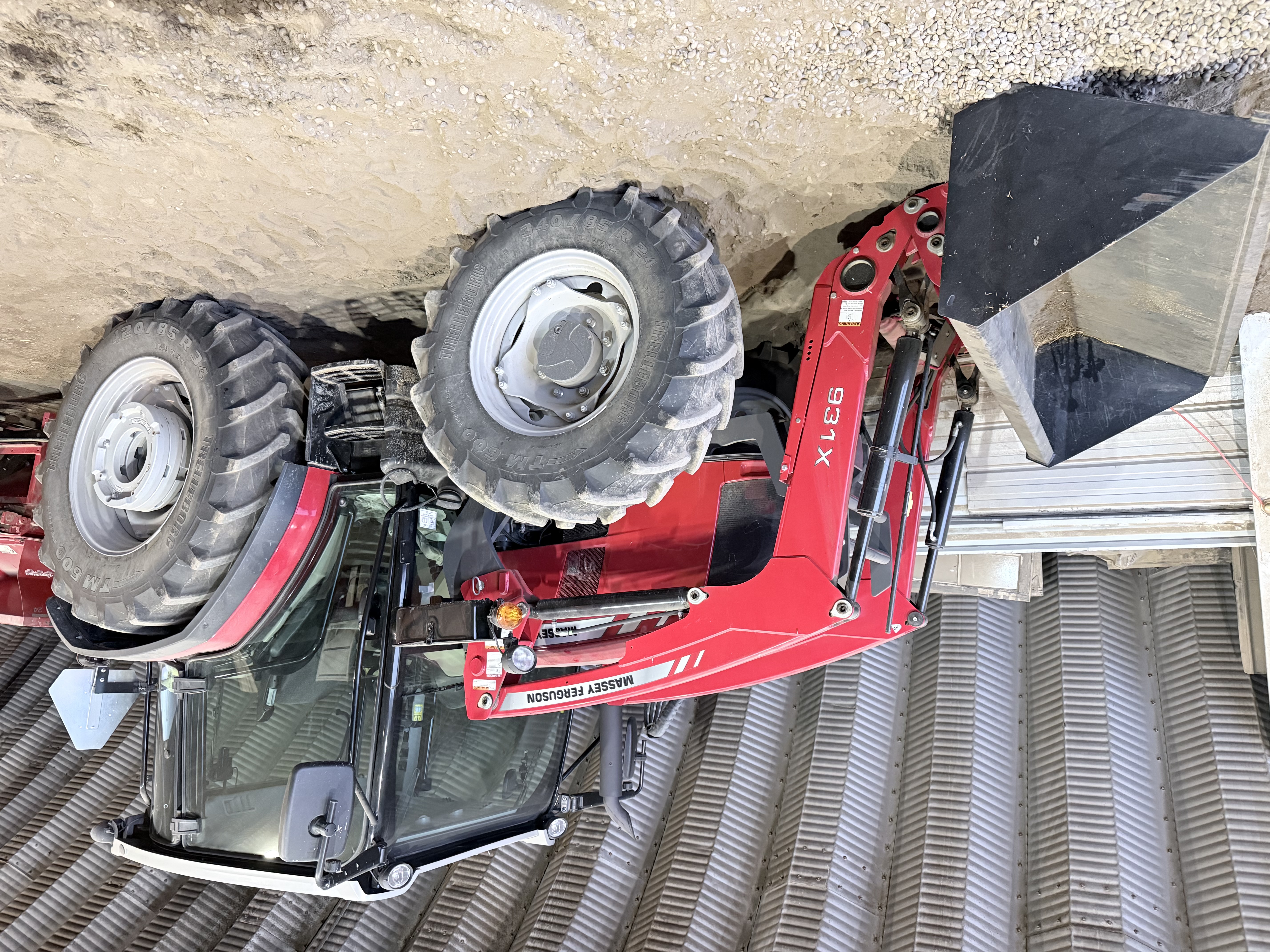 2020 Massey Ferguson 4710 Tractor