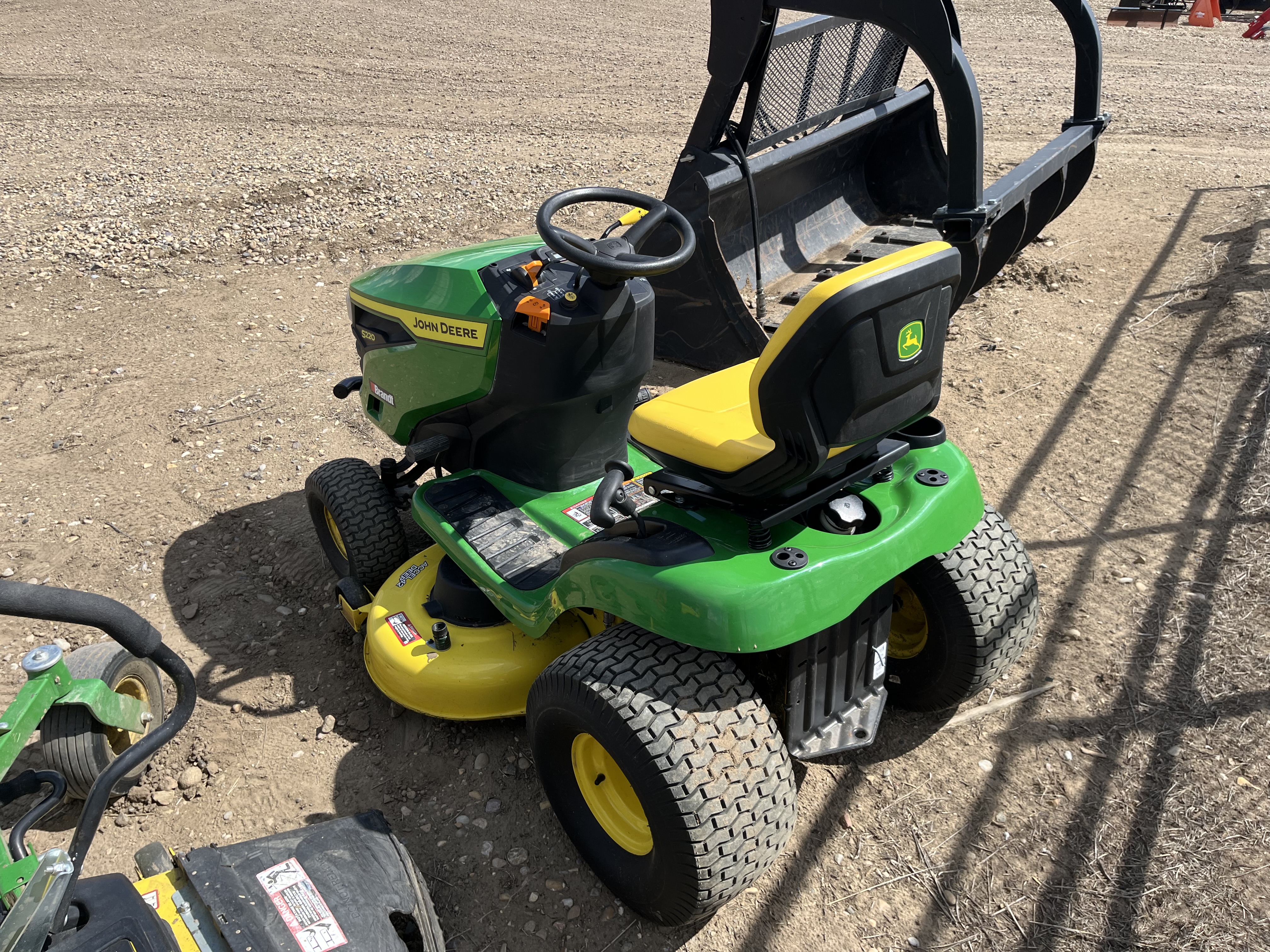 2021 John Deere S220 Lawn Tractor