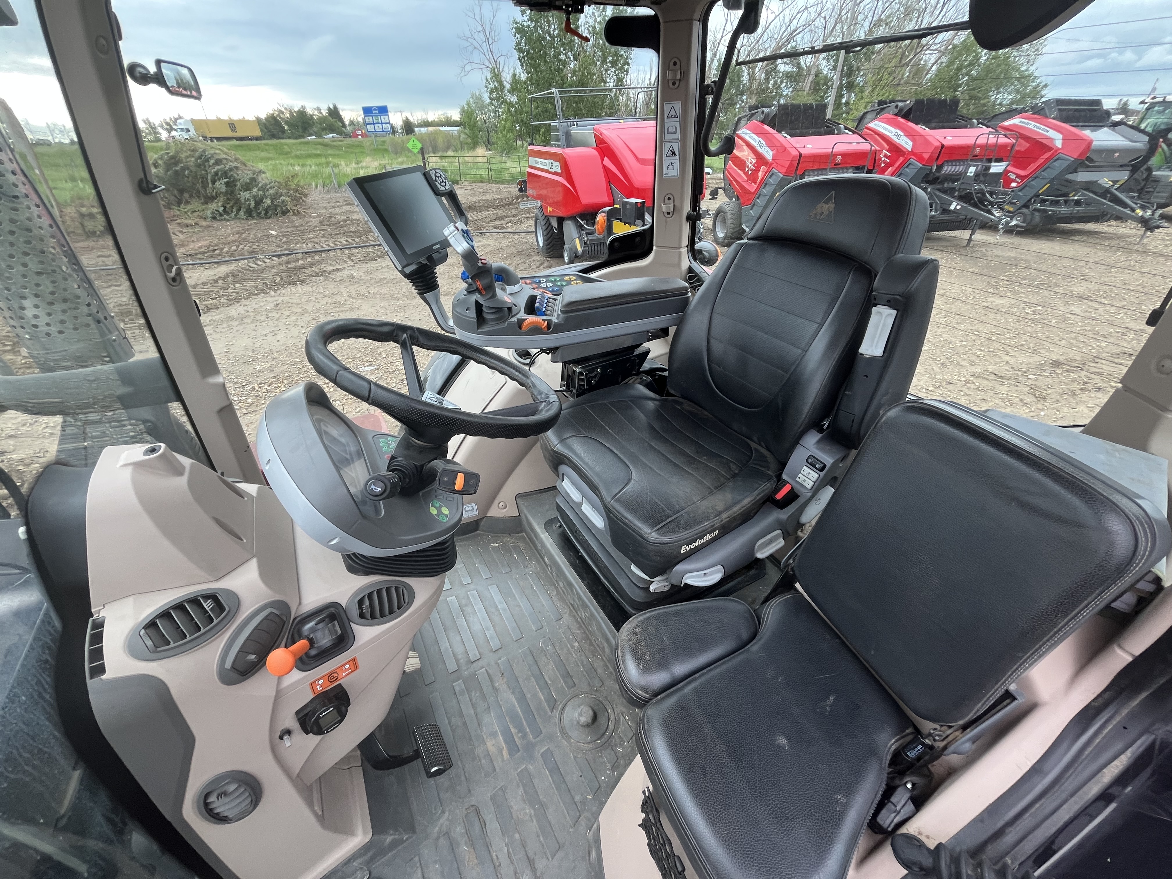 2021 Fendt 724 Gen6 Tractor