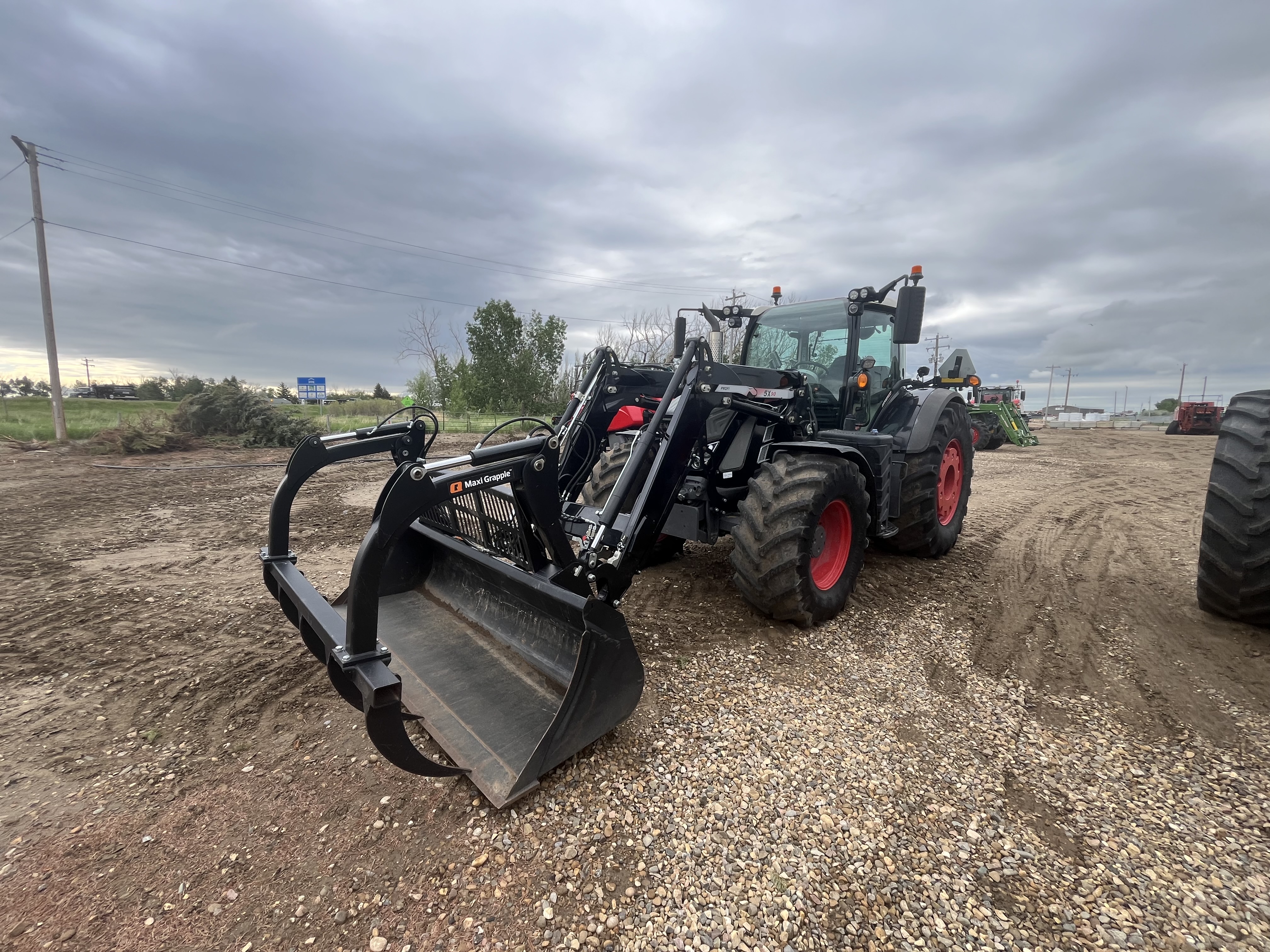 2021 Fendt 724 Gen6 Tractor