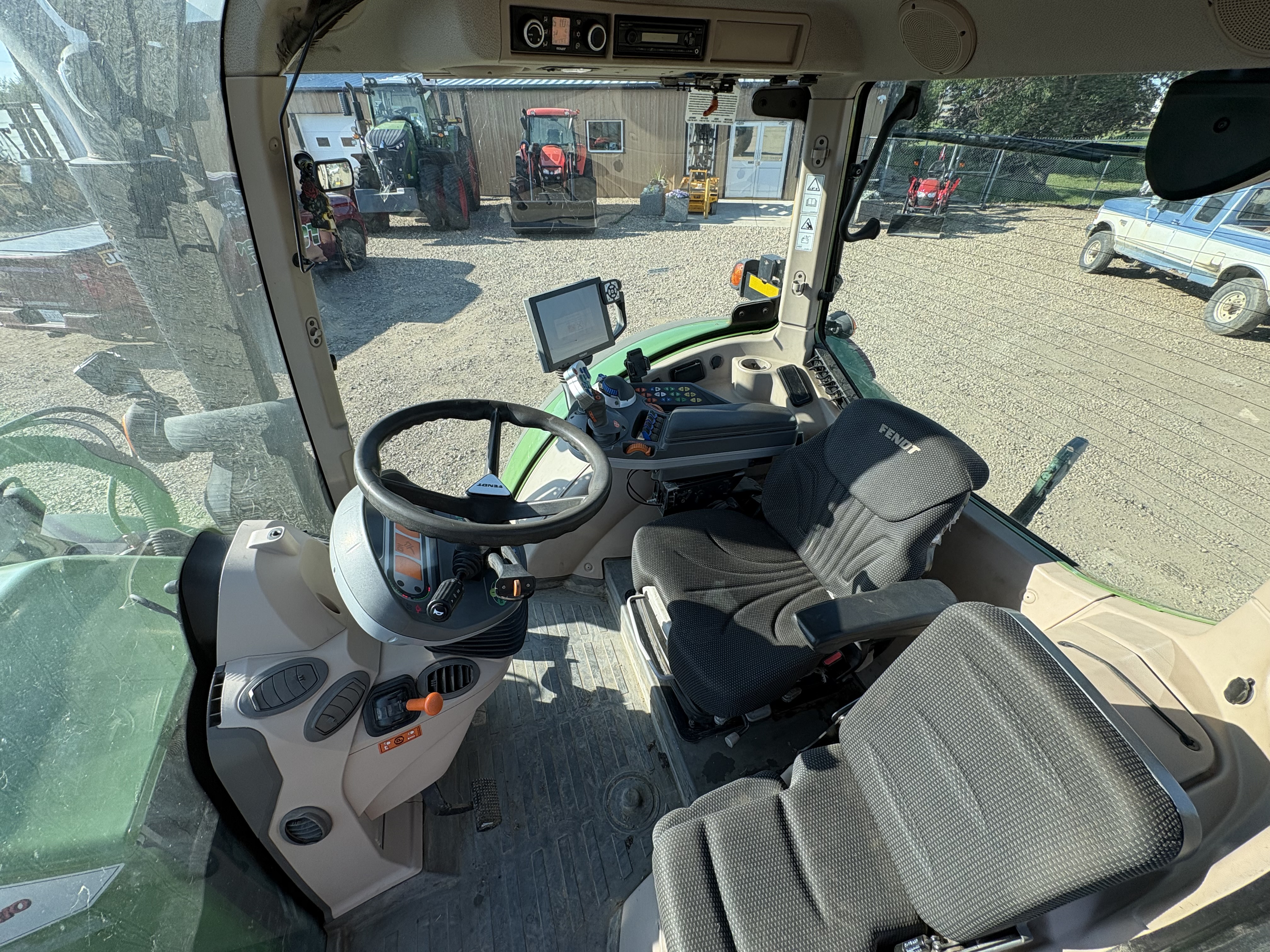 2019 Fendt 724S4 Tractor