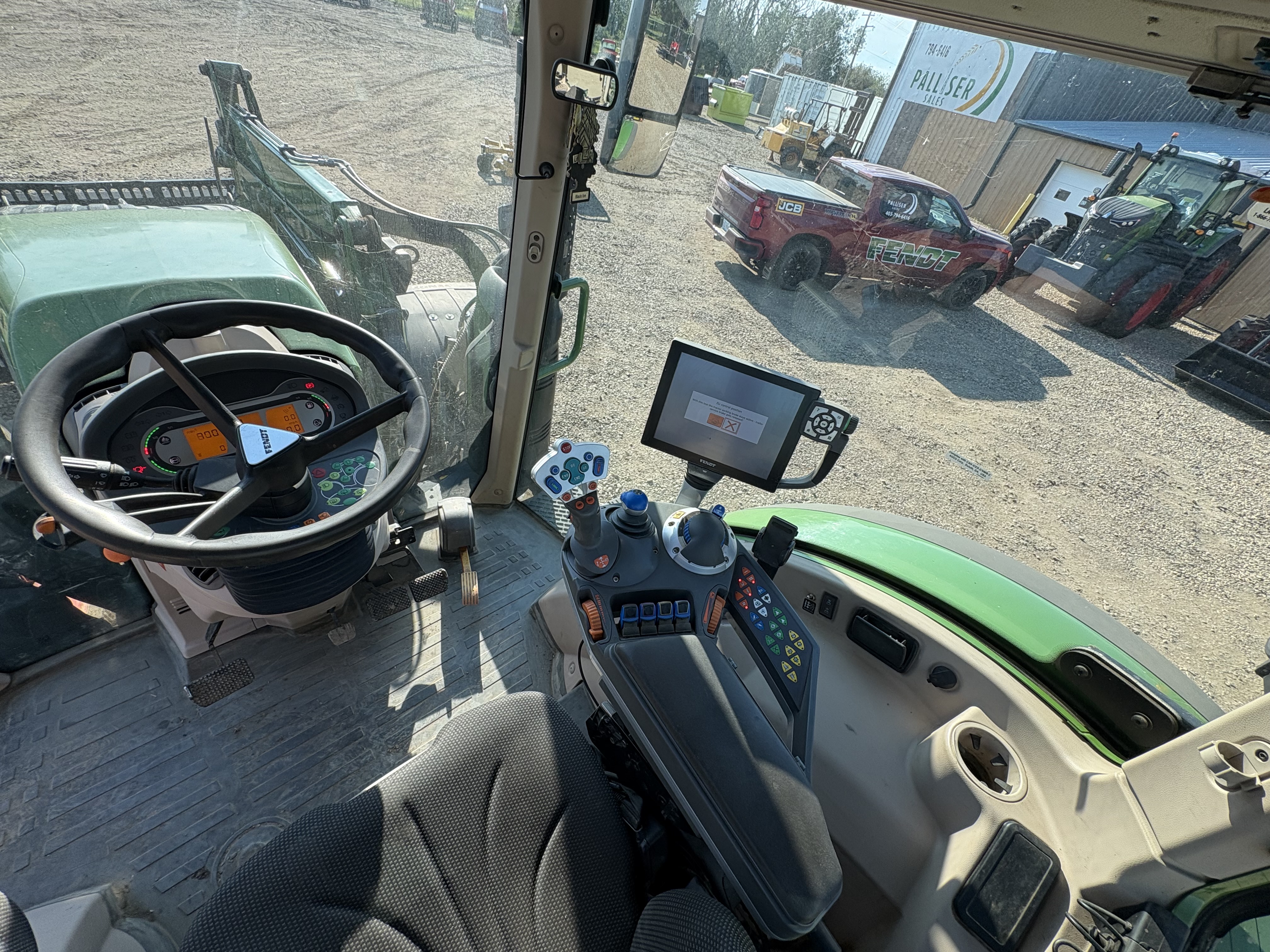 2019 Fendt 724S4 Tractor
