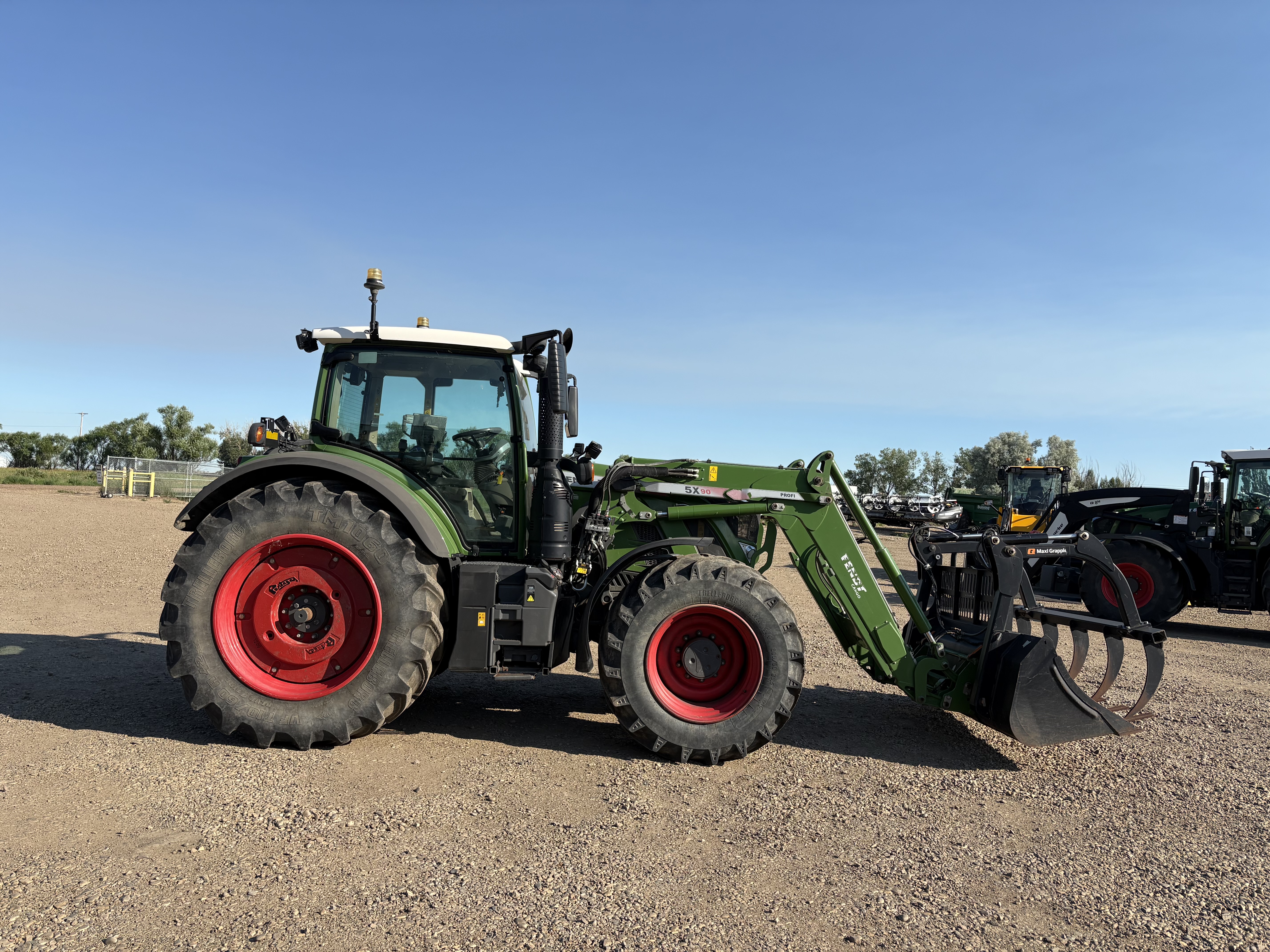 2019 Fendt 724S4 Tractor