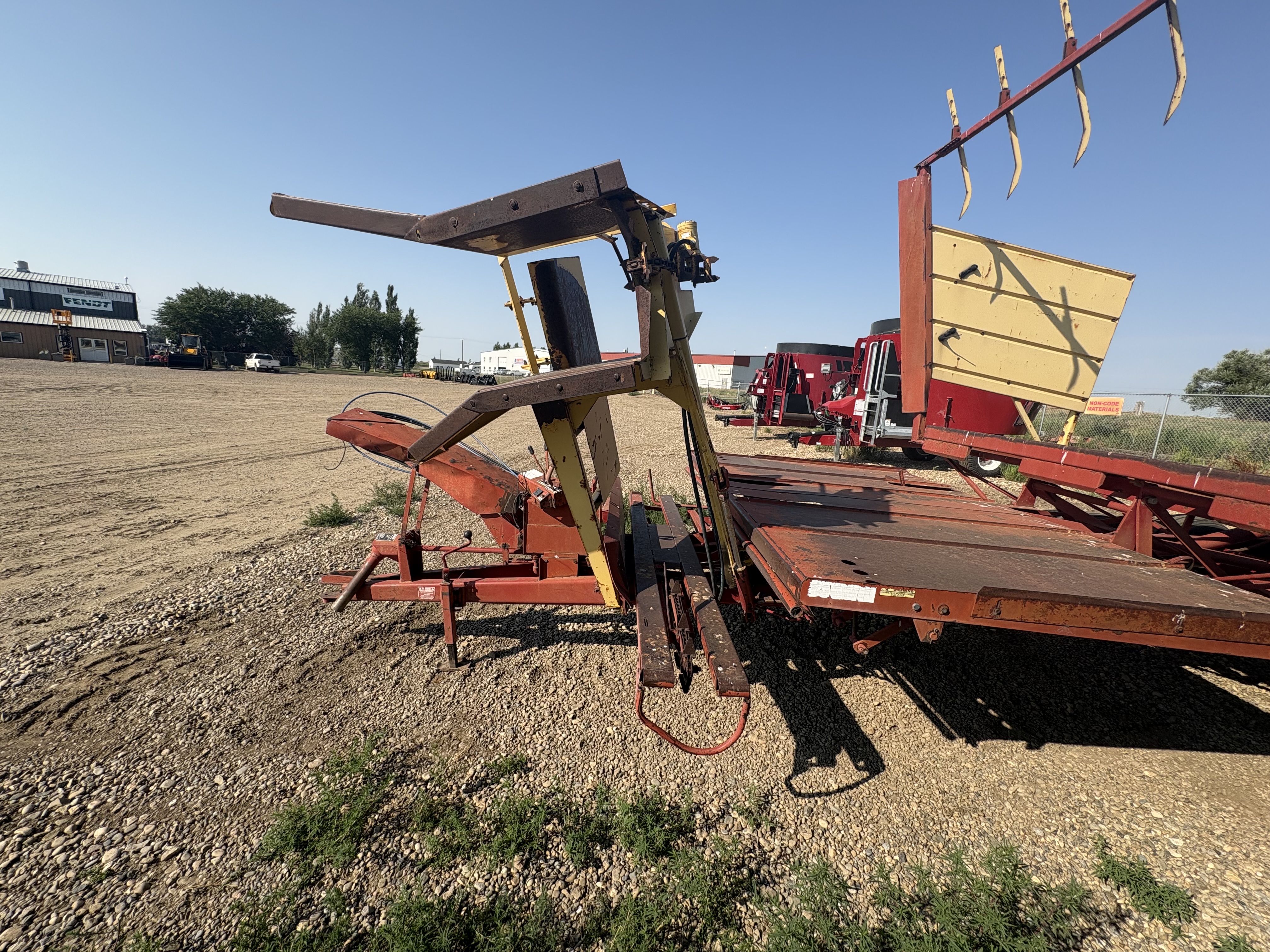 1974 New Holland Stackliner 1037 Bale Wagon