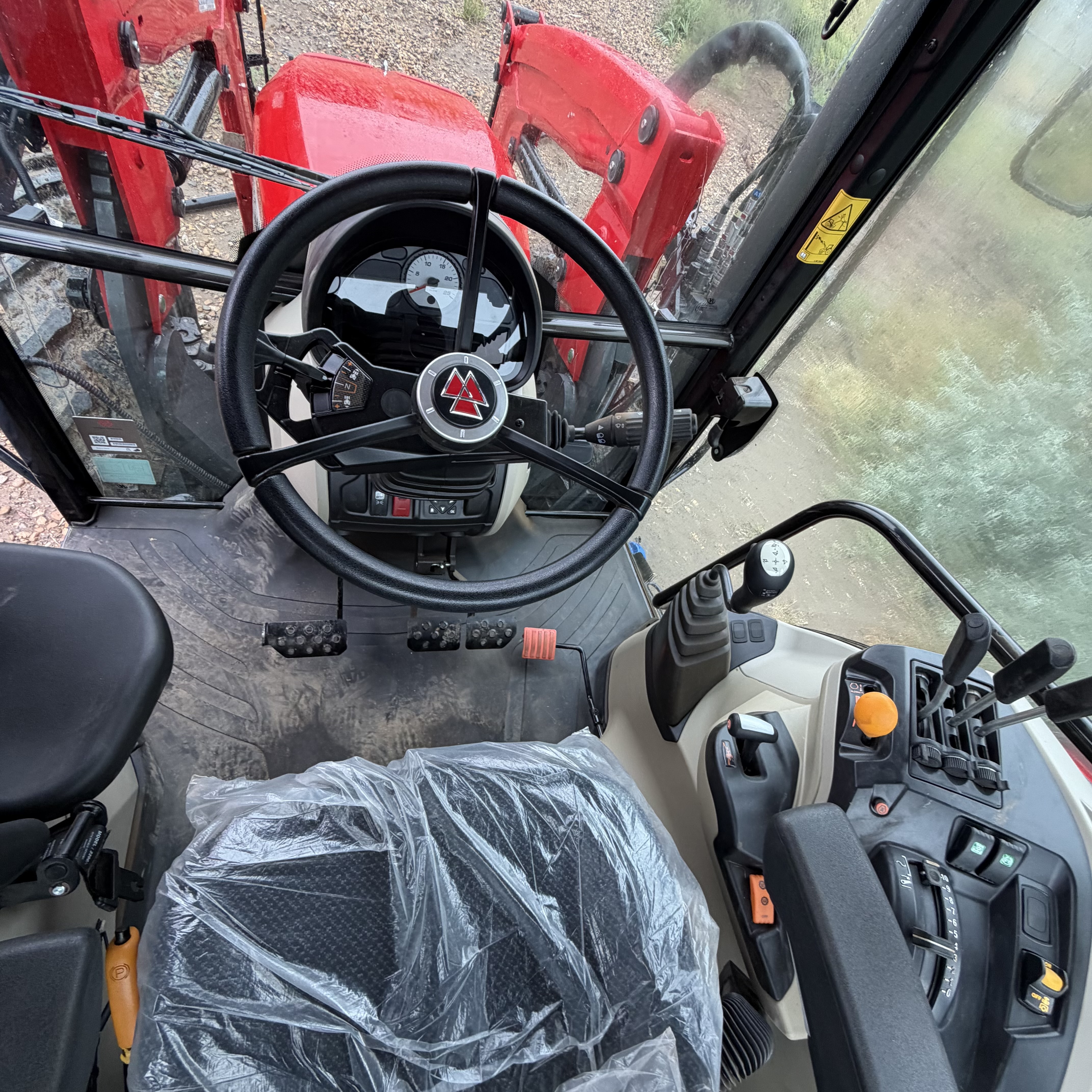 2024 Massey Ferguson 5711 Dyna4 Tractor