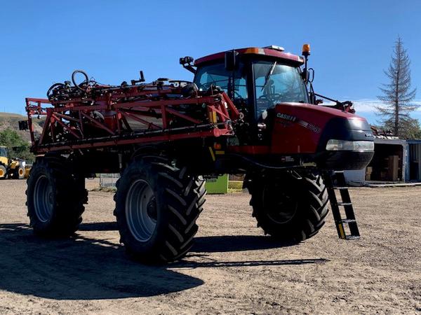 2015 Case 3340 Sprayer/High Clearance