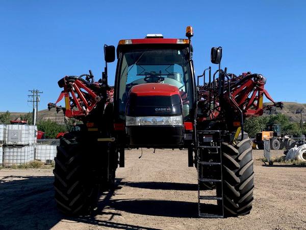 2015 Case 3340 Sprayer/High Clearance