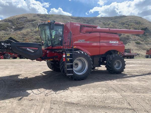 2021 Case 9250 Combine