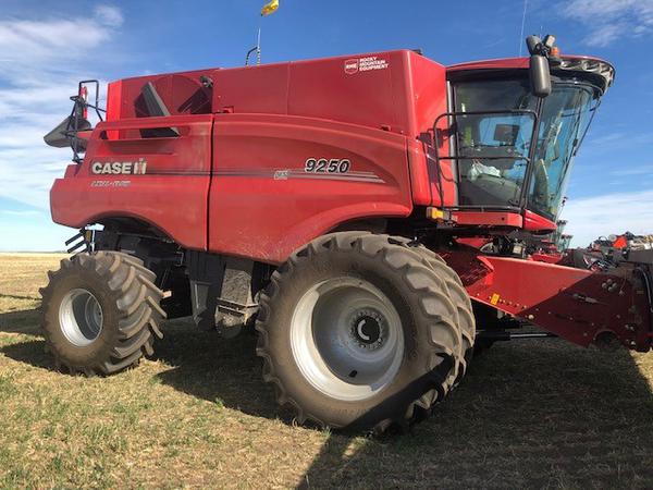 2021 Case 9250 Combine