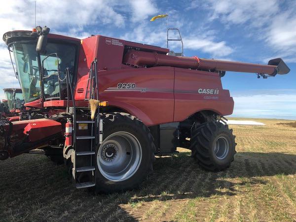 2021 Case 9250 Combine