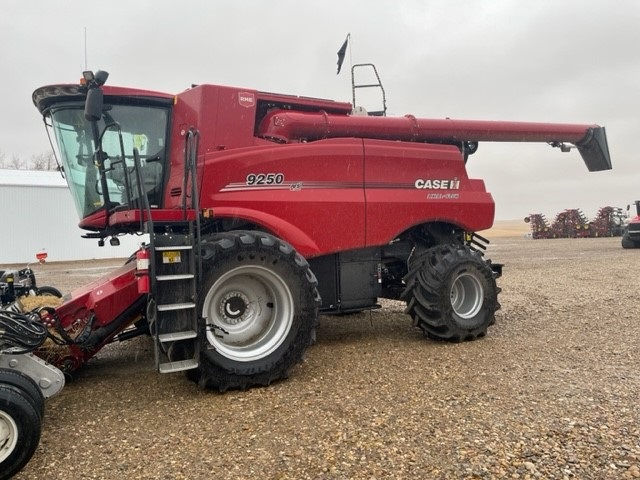 2023 Case 9250 Combine