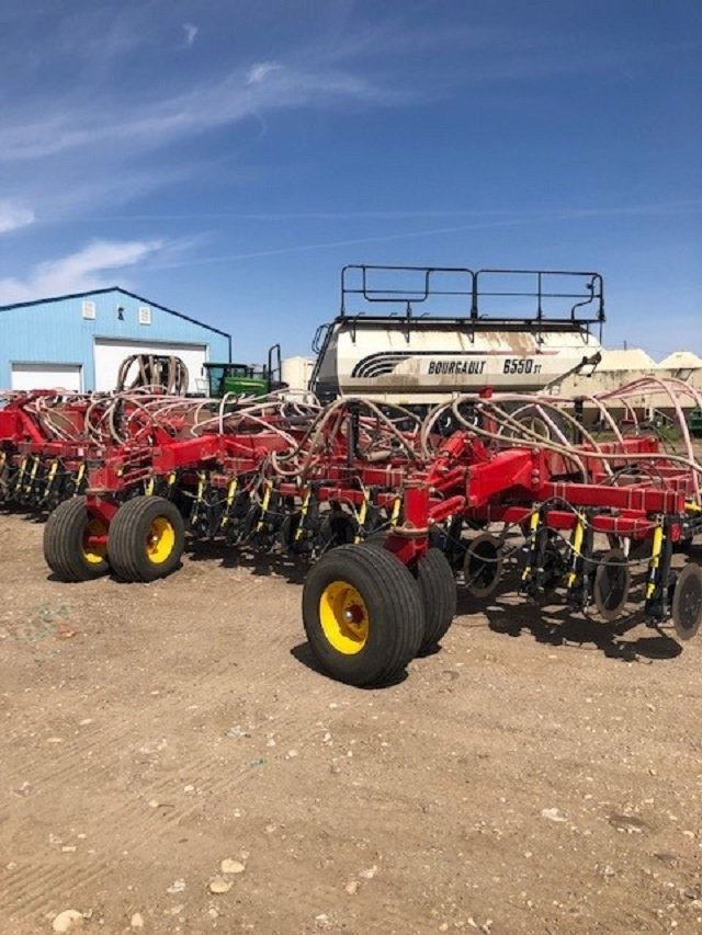 2020 Bourgault 3320-76 Seeding Tool