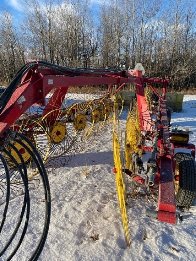 2009 New Holland HT154 Rake/Hay