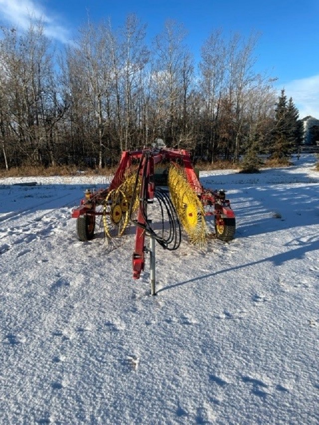 2009 New Holland HT154 Rake/Hay