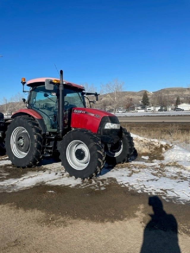 2011 Case MAX120 Tractor