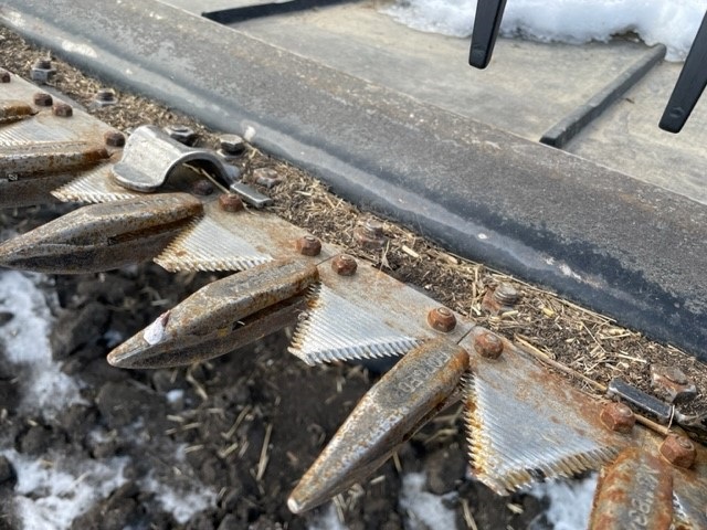 2021 MacDon FD140 Header Combine