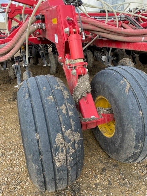 2022 Bourgault 3335-76 Seeding Tool