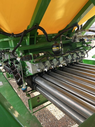 2021 John Deere P576 Air Seeder