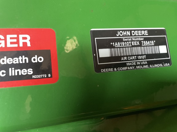 2014 John Deere 1830 Air Seeder