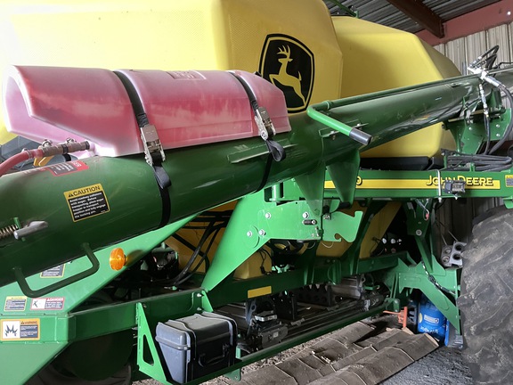 2014 John Deere 1830 Air Seeder