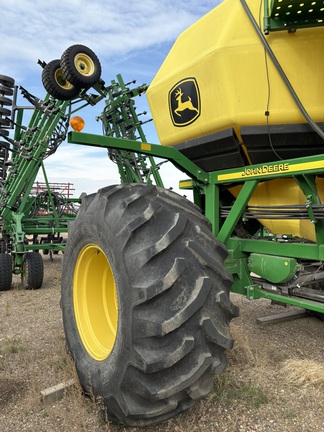 2014 John Deere 1830 Air Seeder