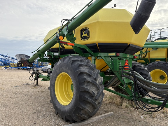 2014 John Deere 1830 Air Seeder