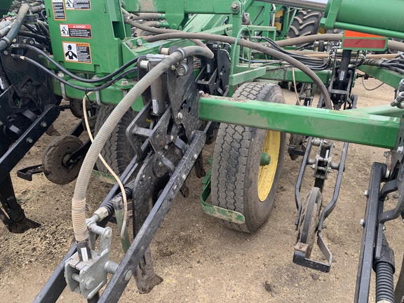 2013 John Deere 1870 Air Seeder