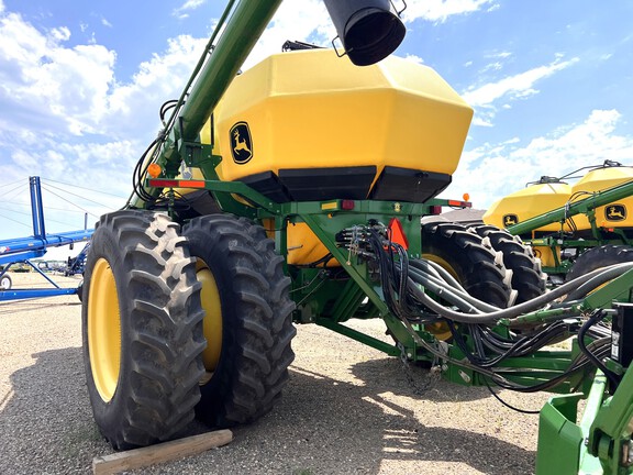 2013 John Deere 1870 Air Seeder