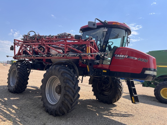 2012 Case IH Patriot 4430 Sprayer/High Clearance